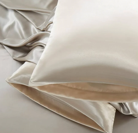 Signature Hilton Deluxe Silk Pillowcase (Twin Pack)